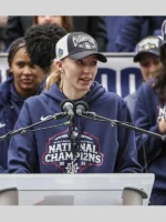 Paige Bueckers UConn Huskies Champions Hoodie Blue