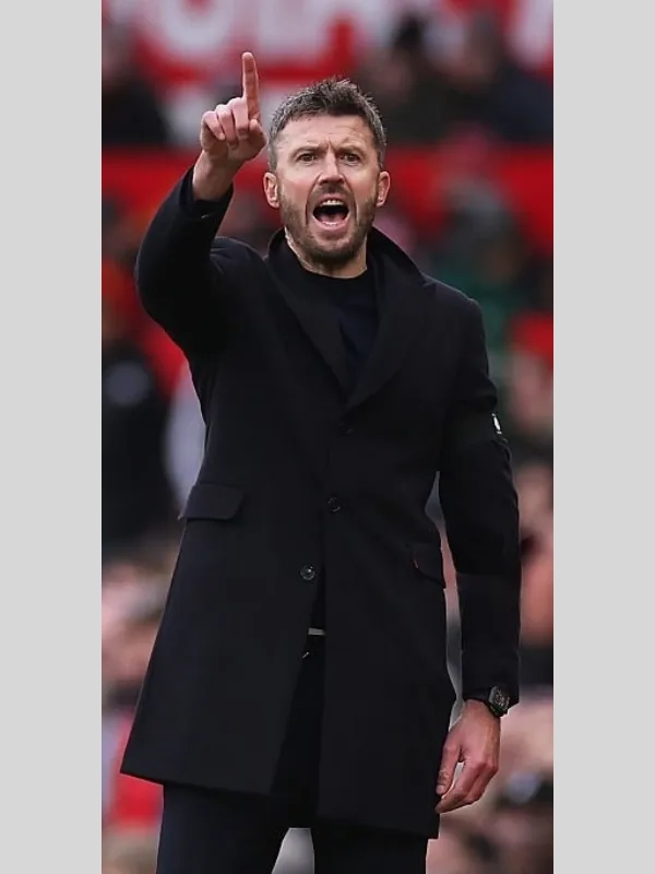 Michael Carrick West Ham United Vs Manchester United Coat Michael Carrick West Ham United Vs Manchester United Coat