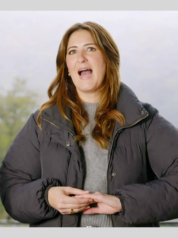 D’Arcy Carden Wild Vacation Rentals 2026 Jacket D’Arcy Carden Wild Vacation Rentals 2026 Jacket