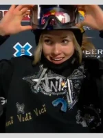 Eileen Gu x Anta Ski Pullover Jacket