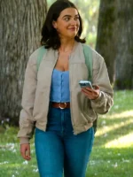 Off Campus S01 Hannah Wells Beige Jacket