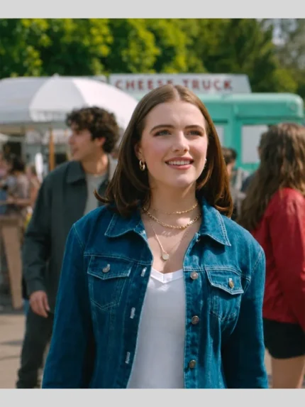 Off Campus S01 Hannah Wells Denim Jacket