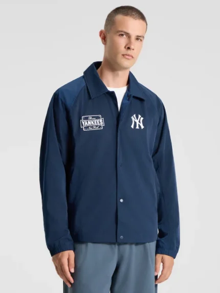 New York Yankees lululemon Raglan Coaches Jacket