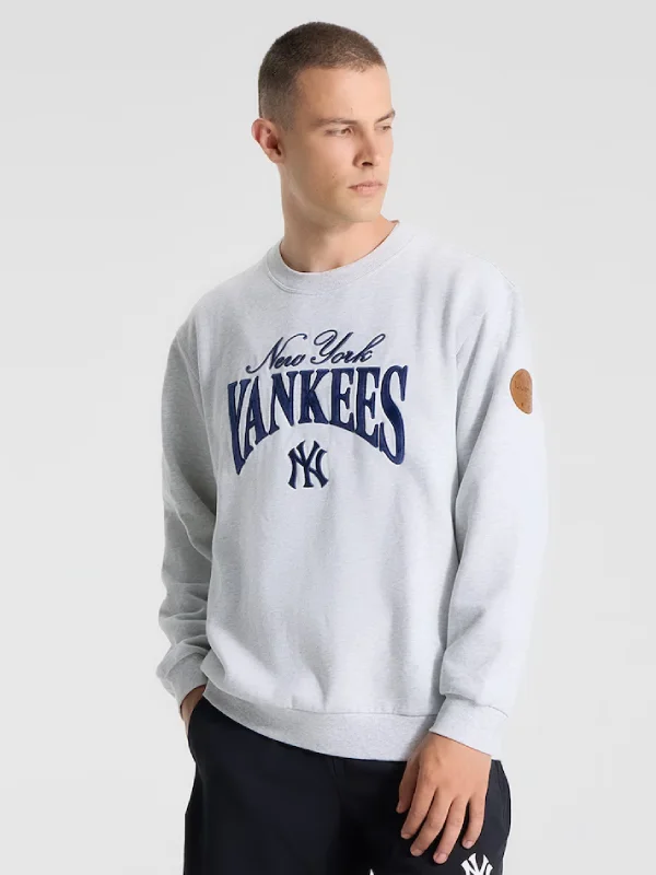 New York Yankees lululemon Steady State Sweatshirt New York Yankees lululemon Steady State Sweatshirt